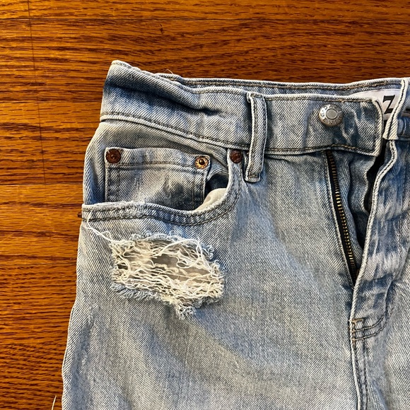 Daze Distressed Light Blue Women's Jeans size 24 - Picture 2 of 5